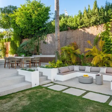 Oтдельно стоящая вилла R5251444