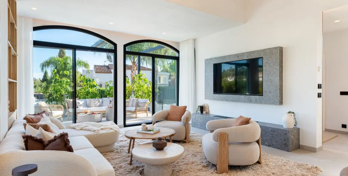 Продажа  отдельно стоящей виллы в Nueva Andalucía (район Nueva Andalucía) 13