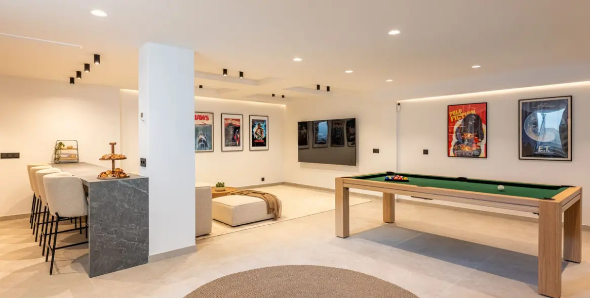 Sale of detached villa in Nueva Andalucía 38