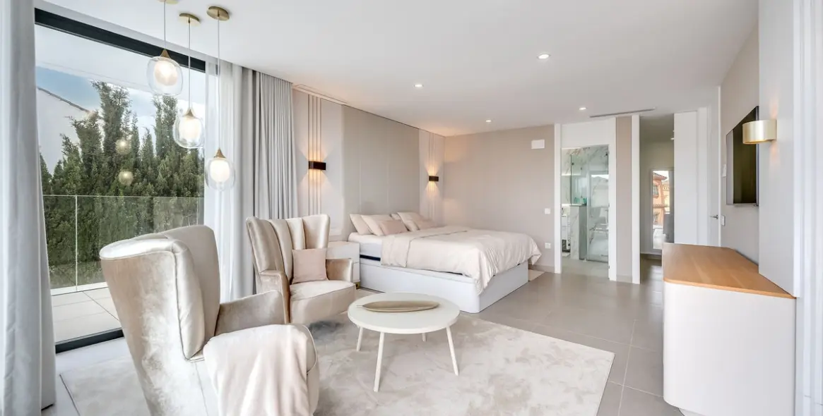 Продажа  отдельно стоящей виллы в San Pedro de Alcántara (район San Pedro de Alcántara) 11