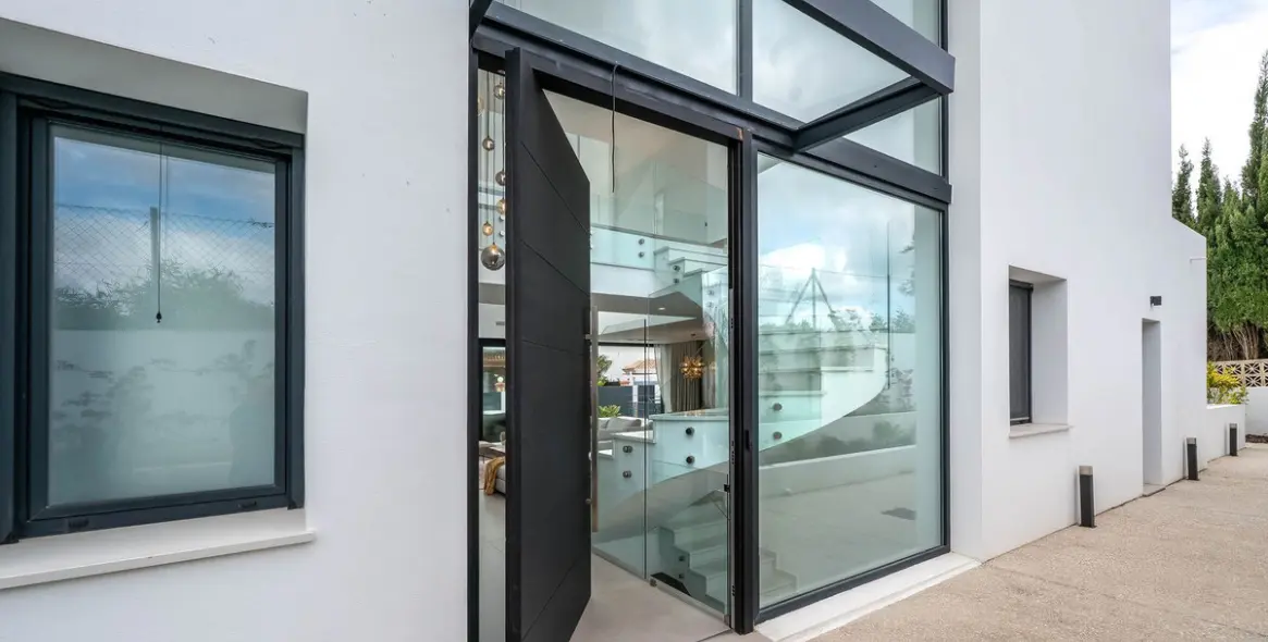 Продажа  отдельно стоящей виллы в San Pedro de Alcántara 39