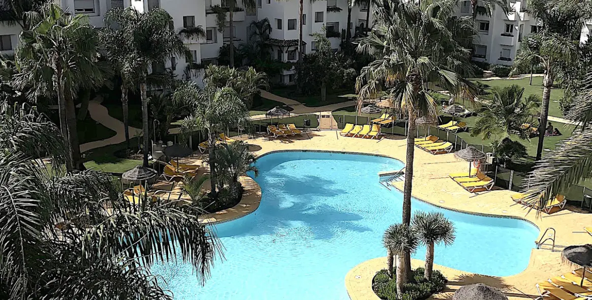 Long-term rent of middle floor apartment in Costalita 1