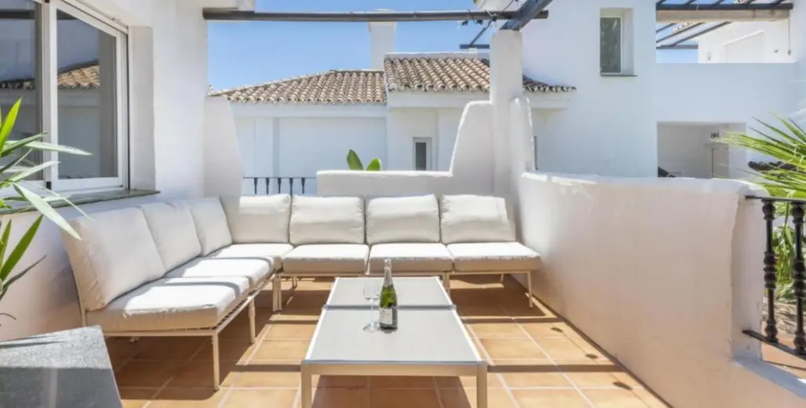 Long-term rent of ground floor apartment in Marbella 11
