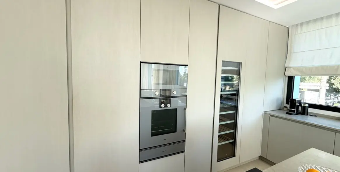 Long-term rent of detached villa in Los Flamingos 5