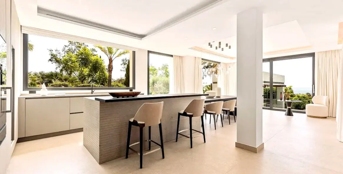 Long-term rent of detached villa in Los Flamingos 18