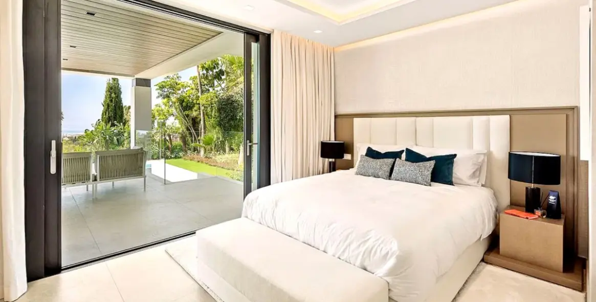 Long-term rent of detached villa in Los Flamingos 20