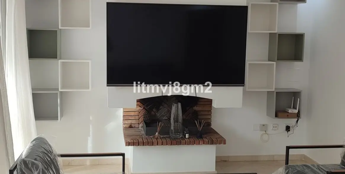 Long-term rent of townhouse in The Golden Mile 9