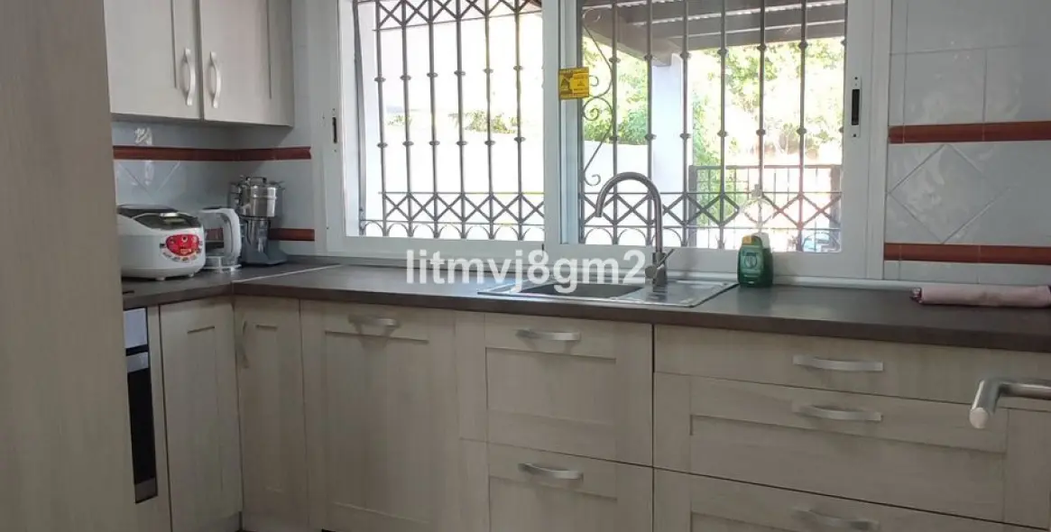 Long-term rent of townhouse in The Golden Mile 11