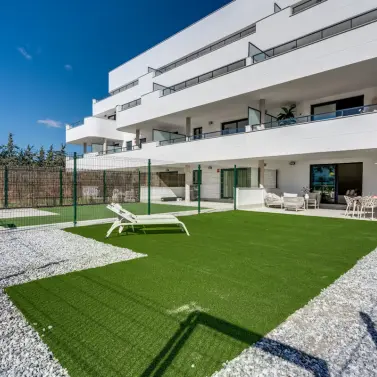 Sale of ground floor apartment in Estepona