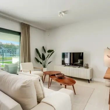 Sale of ground floor apartment in Estepona