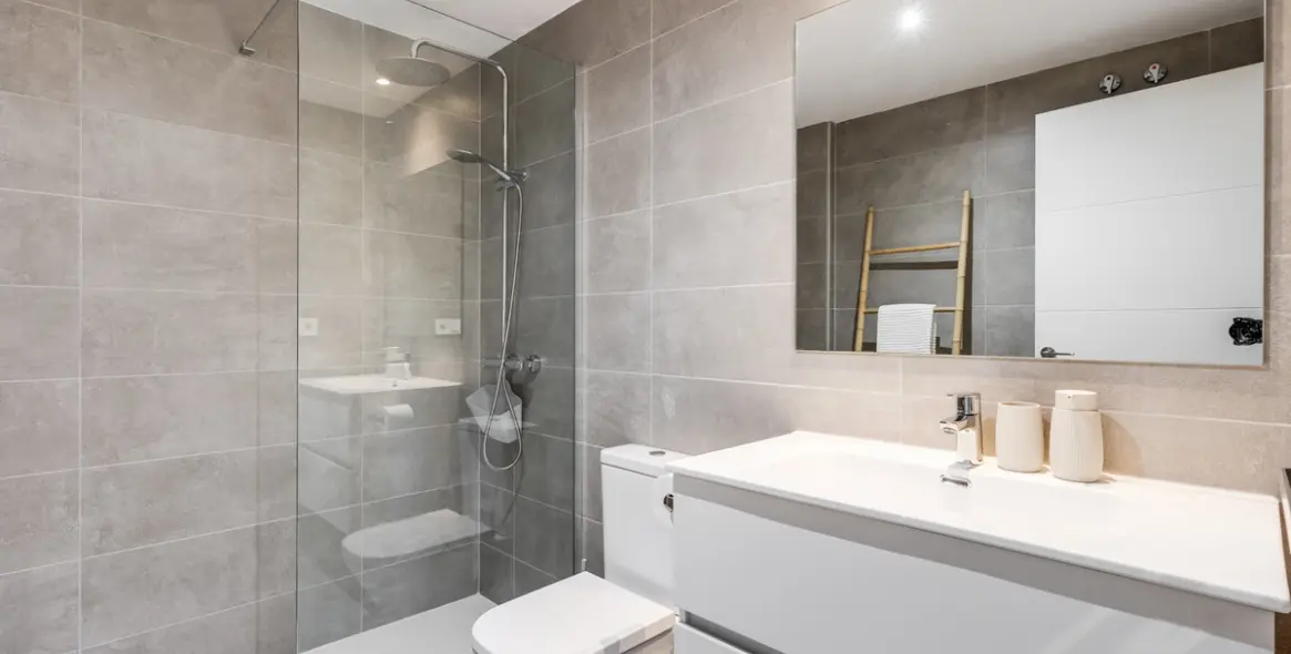 Sale of ground floor apartment in Estepona 7