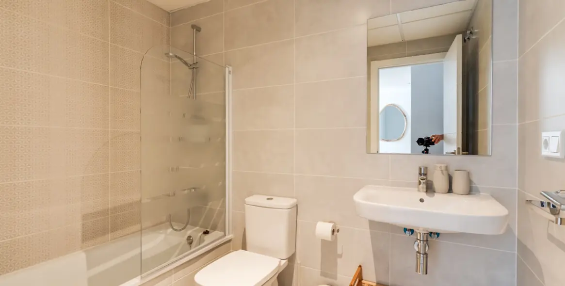 Sale of ground floor apartment in Estepona 10