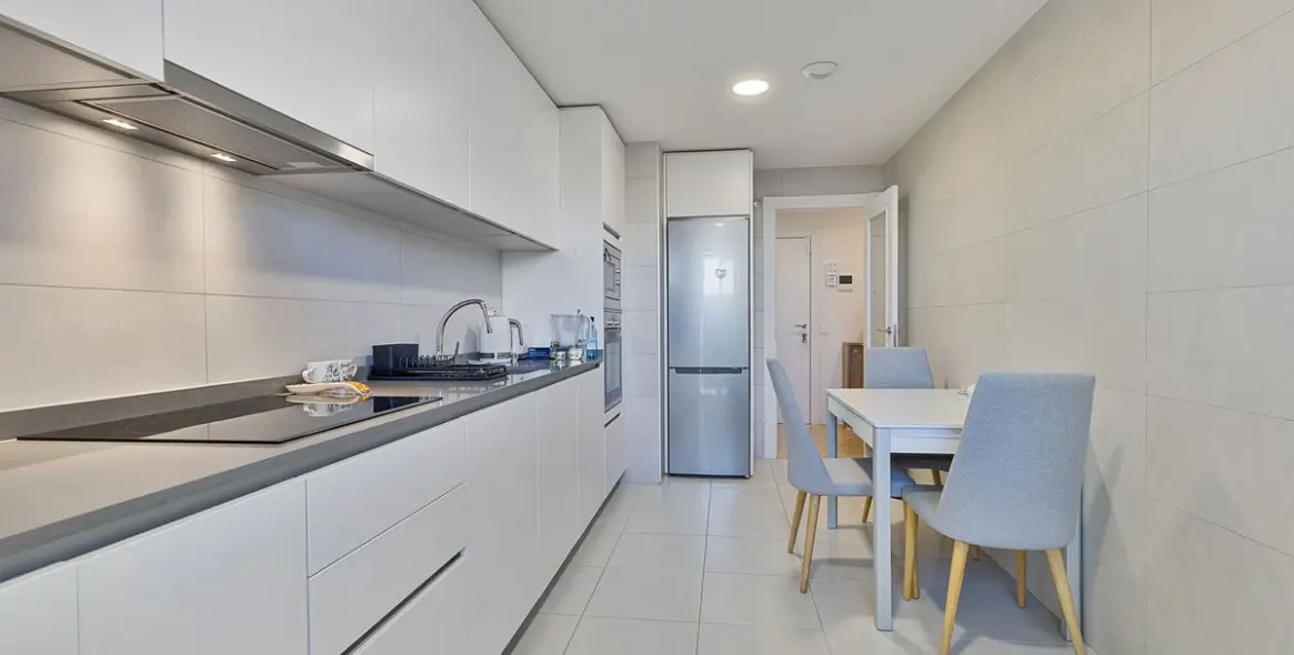 Sale of middle floor apartment in Nueva Andalucía 4