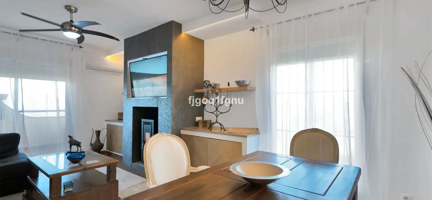Venta de villa independiente en Coín 1