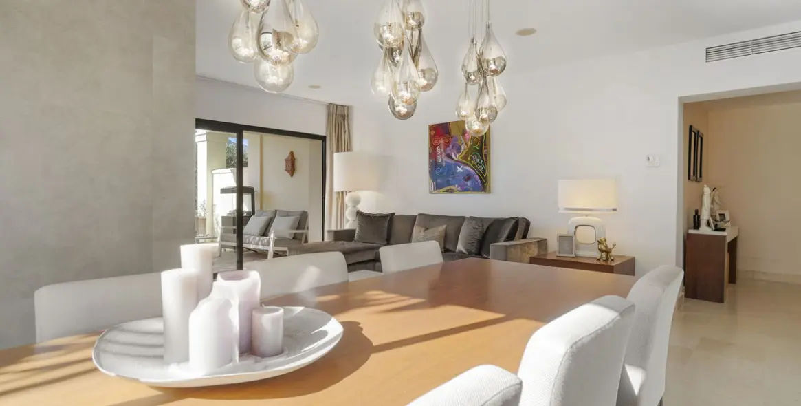 Продажа апартаментов на первом этаже в Benahavís 6