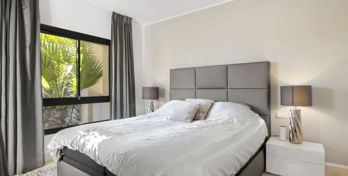 Продажа апартаментов на первом этаже в Benahavís 12