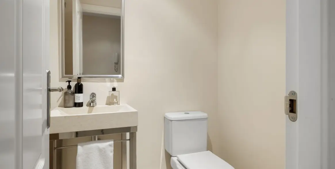 Продажа апартаментов на первом этаже в Benahavís 18