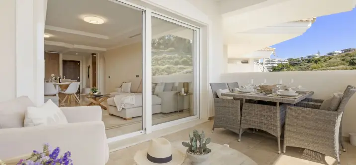 Продажа апартаментов на среднем этаже в Nueva Andalucía 1