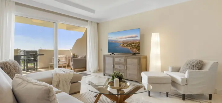 Продажа апартаментов на среднем этаже в Nueva Andalucía 4