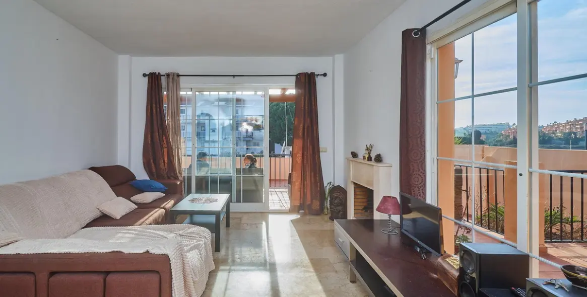 Sale of detached villa in El Faro 3