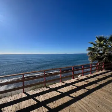 Продажа дома на две семьи в Estepona