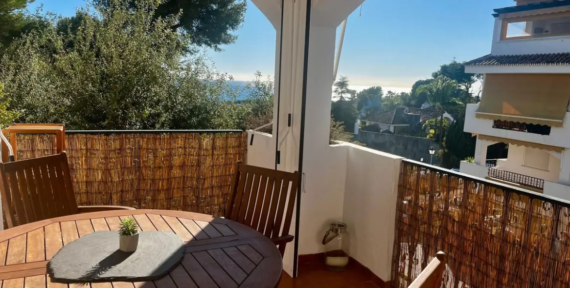 Sale of middle floor apartment in Nagüeles 3