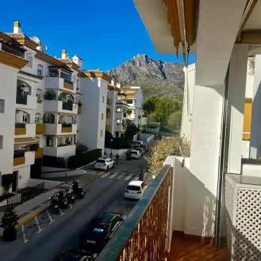 Sale of middle floor apartment in Nagüeles