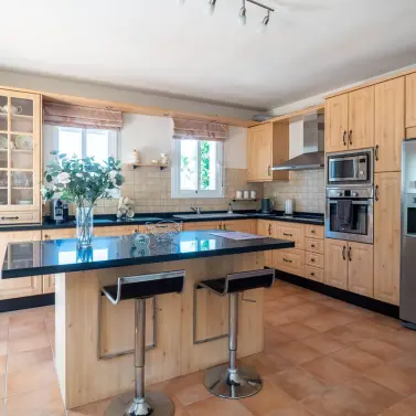 Продажа  отдельно стоящей виллы в Alhaurín el Grande