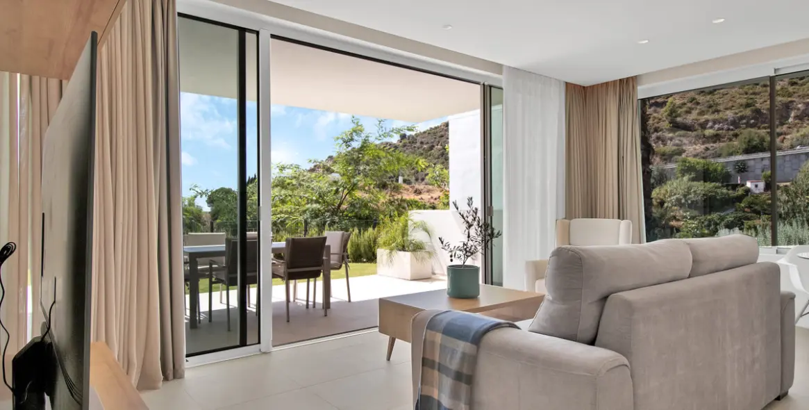 Продажа апартаментов на первом этаже в Ojén 4