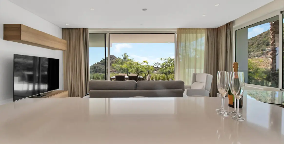 Продажа апартаментов на первом этаже в Ojén 12