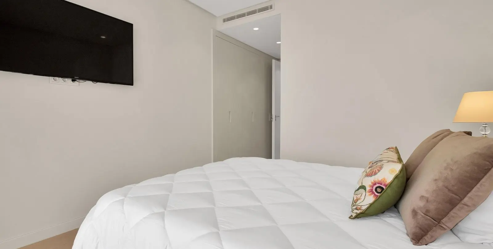 Venta de apartamento en planta baja en Ojén 23