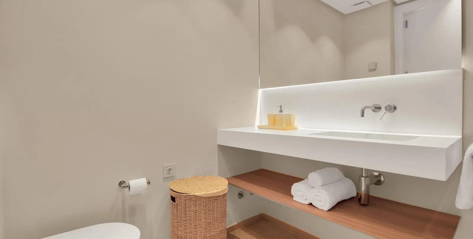 Venta de apartamento en planta baja en Ojén 25