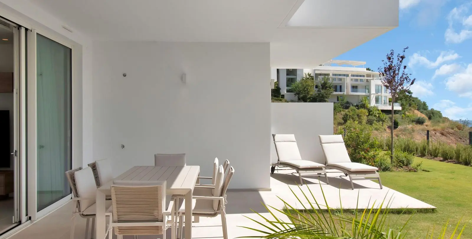 Venta de apartamento en planta baja en Ojén 29