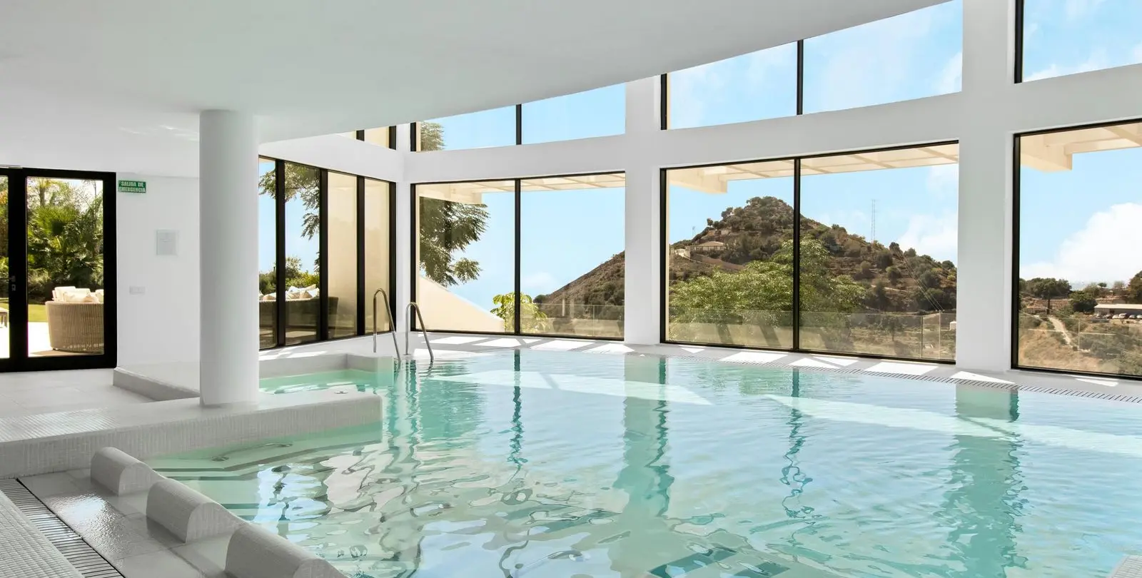 Venta de apartamento en planta baja en Ojén 35