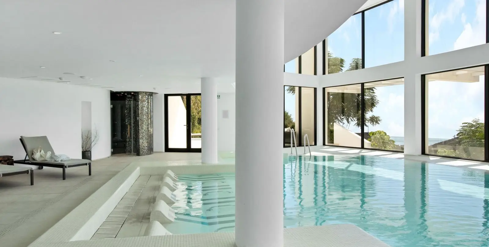 Venta de apartamento en planta baja en Ojén 36