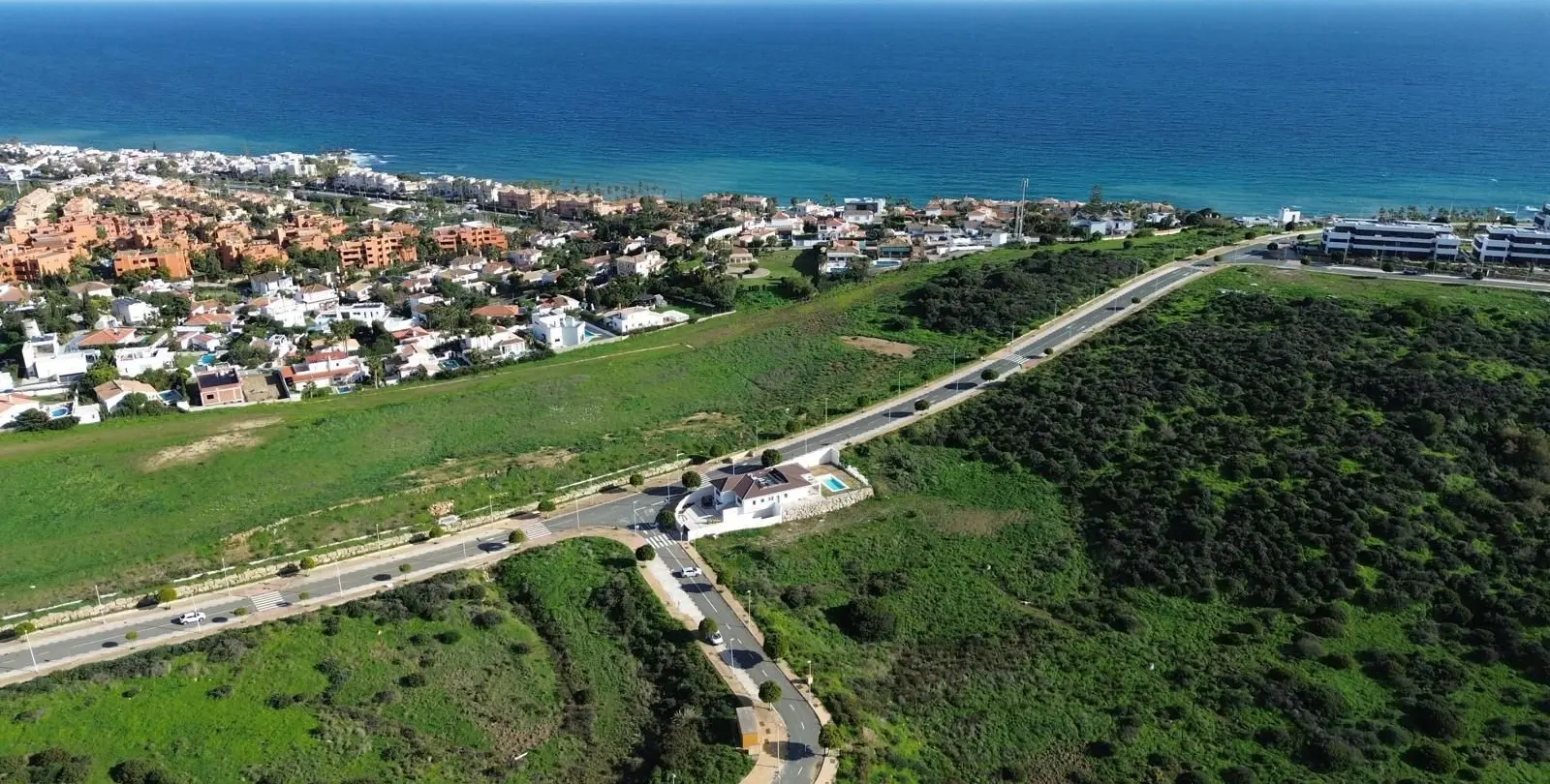 Sale of residential plot in Casares Playa 25