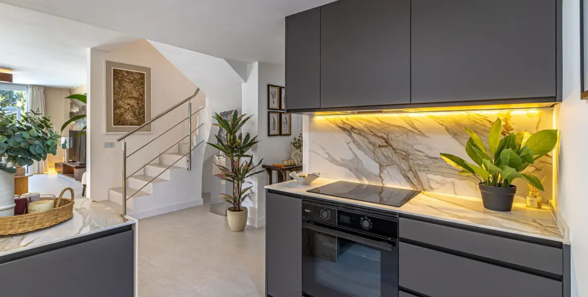 Sale of detached villa in Riviera del Sol 6