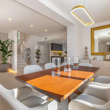 Sale of detached villa in Riviera del Sol