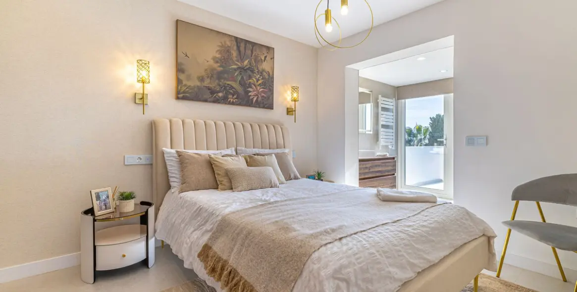 Sale of detached villa in Riviera del Sol 22