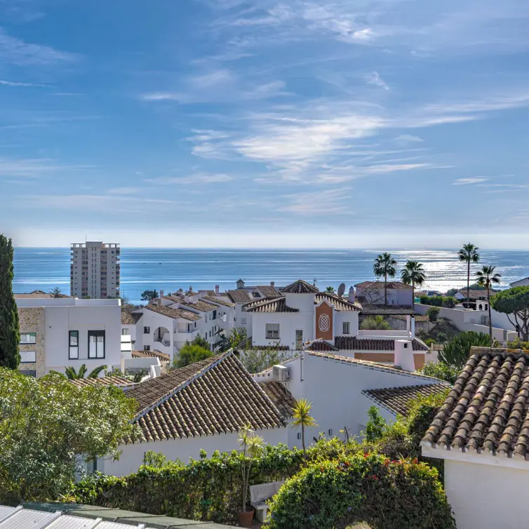 Sale of detached villa in Riviera del Sol