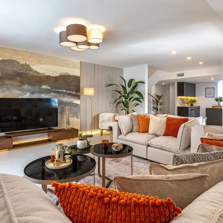 Sale of detached villa in Riviera del Sol