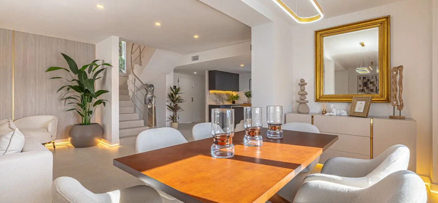 Sale of detached villa in Riviera del Sol 4
