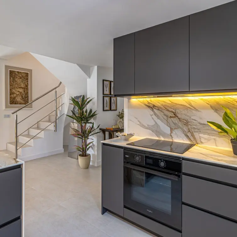 Sale of detached villa in Riviera del Sol