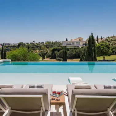 Oтдельно стоящая вилла R4367377