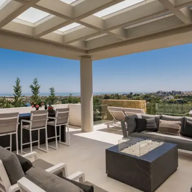 Oтдельно стоящая вилла R4367377