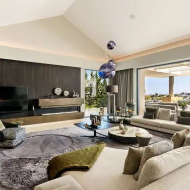 Oтдельно стоящая вилла R4367377