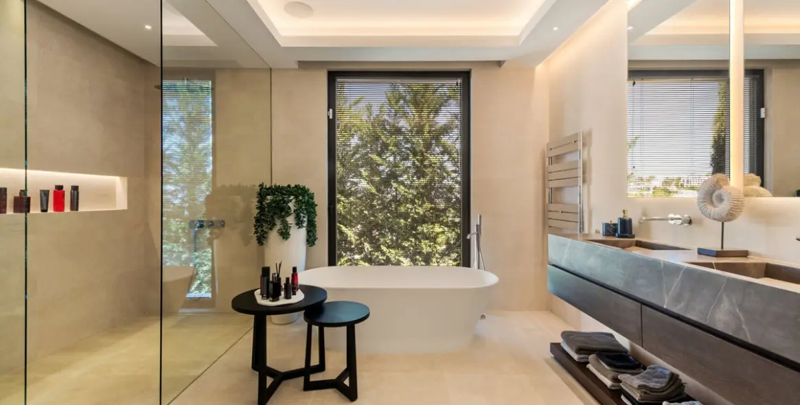 Продажа  отдельно стоящей виллы в Benahavís 15