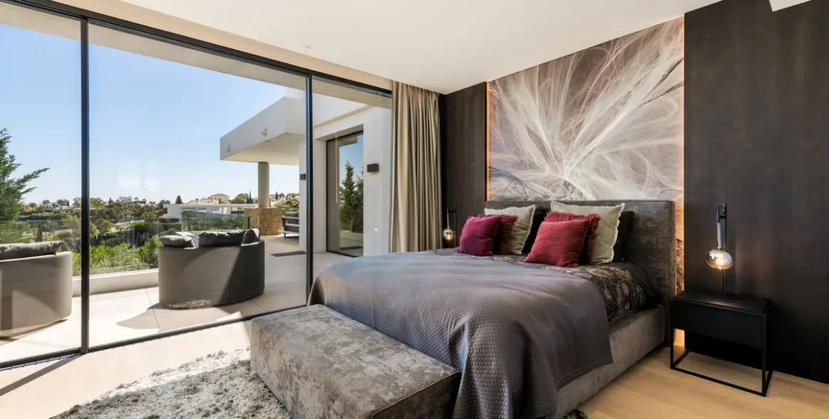 Продажа  отдельно стоящей виллы в Benahavís 16