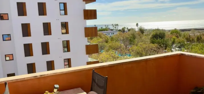 Long-term rent of middle floor apartment in Torre del Mar 1