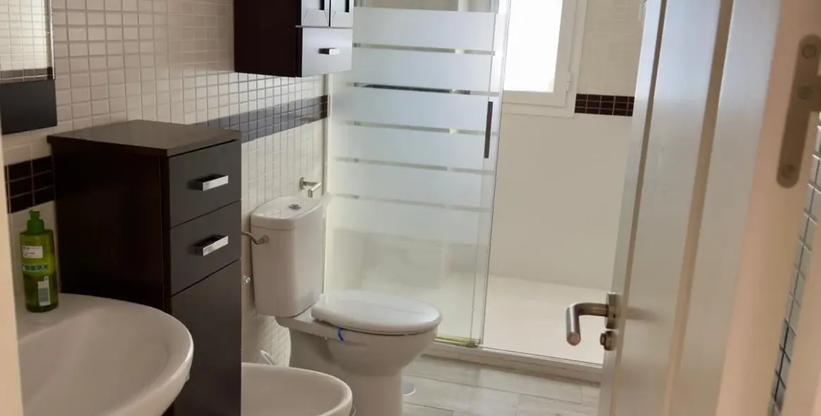 Long-term rent of middle floor apartment in Torre del Mar 5